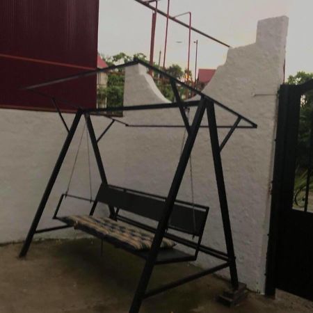 Lela'S Guest House บาทูมิ ภายนอก รูปภาพ